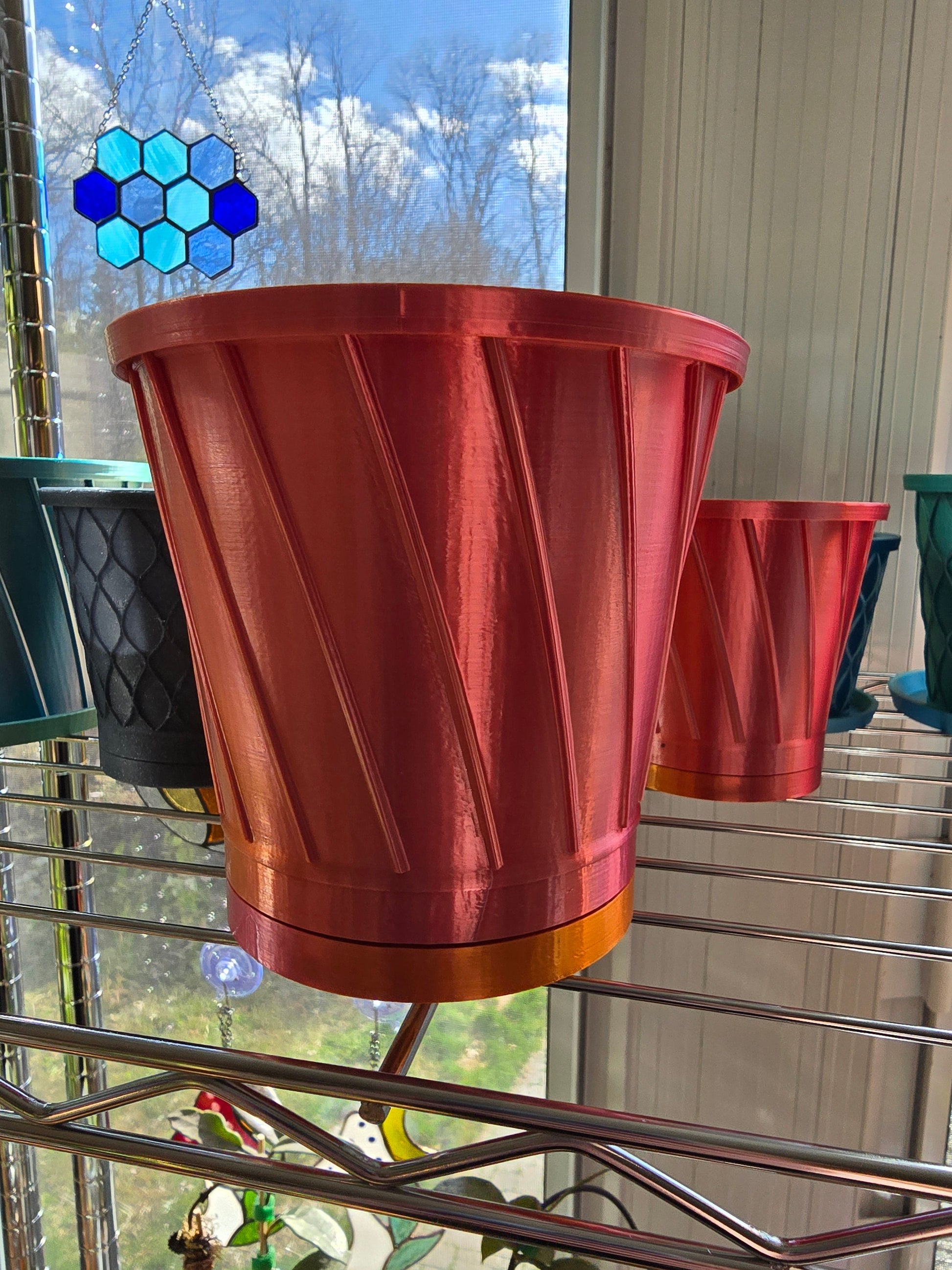 drip trays for plant pots Twistable Removable Drip Tray 3D Printed Pot - Diagonal Lines